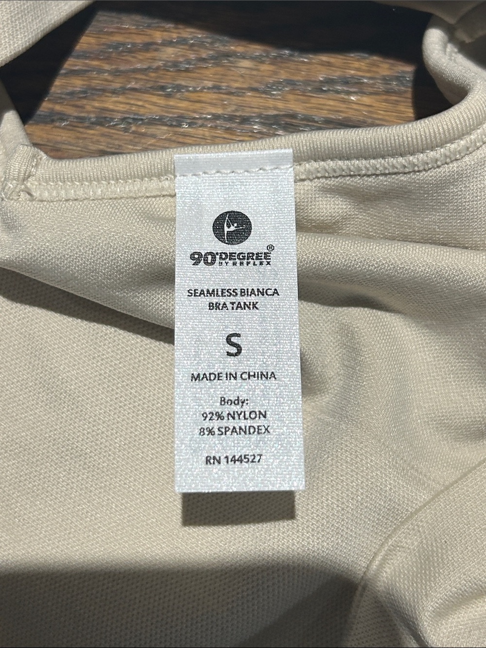 New Women's 90 Degree Seamless V-Neck Comfort Bralette in Cream - Picture 4 of 4